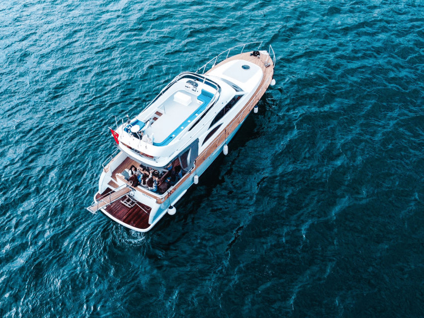 Istanbul: Private Bosphorus Tour On Luxury Yacht - Quick hits you’ll actually care about