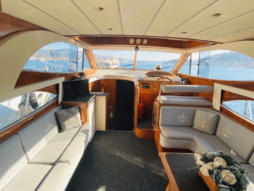 Istanbul: Private Bosphorus Tour On Luxury Yacht - A 2-hour Bosphorus cruise that starts at Bebek Pier